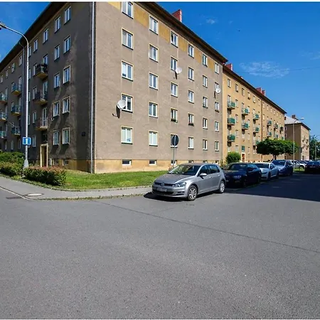 S Vyhledem Do Parku * Ostrava