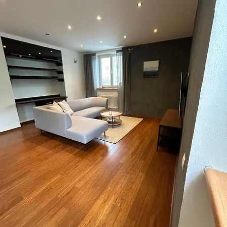 Apartment S Vyhledem Do Parku